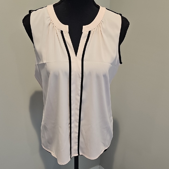 Calvin Klein Pink Buttoned Blouse with Mandarin Collar - Picture 1 of 2